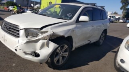 toyota Kluger 2009 Parts & Wrecking