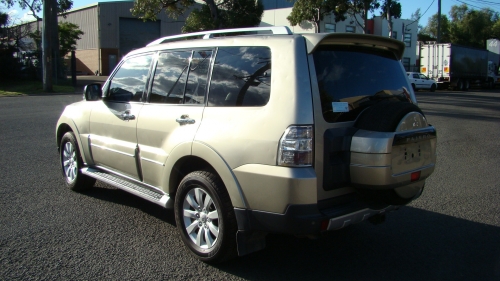mitsubishi Pajero Dec 2008 Parts & Wrecking