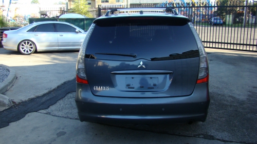 mitsubishi Grandis Oct 2005 Parts & Wrecking