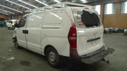 2015 Hyundai Iload 2.5DT -SA- (5 SPEED) image 2