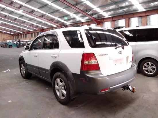 kia Sorento D4CB -SA- (5 SPEED) 4WD 2008 Parts & Wrecking