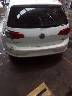 2015 Volkswagen Golf TDI HIGHLINE image 2