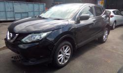 2015 Nissan Qashqai ST FWD image 2