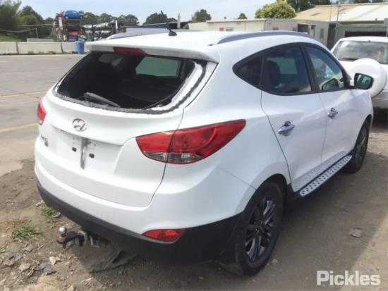 hyundai Ix35 LM Oct 2014 Parts & Wrecking