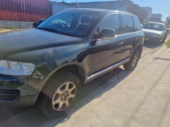 volkswagen Tourag Auto V6 2004 Parts & Wrecking