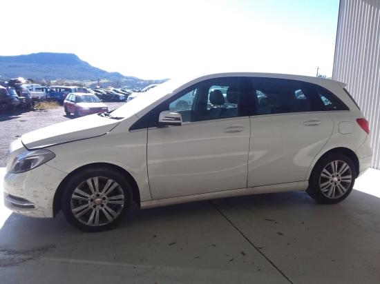 mercedes benz B Class B200 BLUE EFFICIENCY Aug 2013 Parts & Wrecking