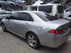 2004 Honda Accord EURO image 2