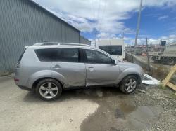 2007 Mitsubishi image 2