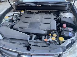 2010 Subaru Outback OUTBACK image 2