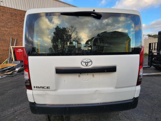 toyota Hiace Jan 2021 Parts & Wrecking