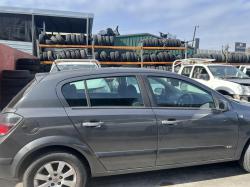 2009 Holden Astra image 2