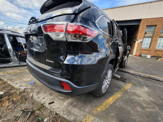 toyota Kluger 2015 Parts & Wrecking