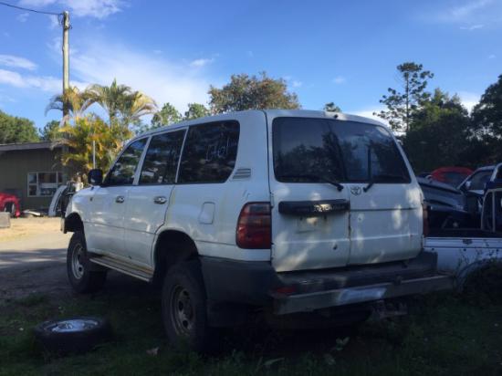 toyota Landcruiser HZJ105 1998 Parts & Wrecking