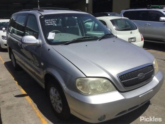 kia Carnival LS Oct 2004 Parts & Wrecking