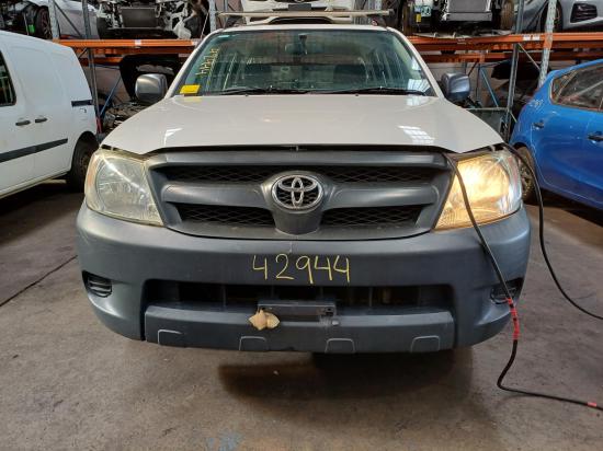 toyota Hilux May 2005 Parts & Wrecking
