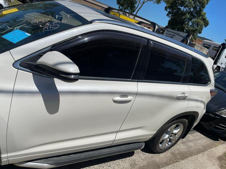 toyota Kluger 2016 Parts & Wrecking