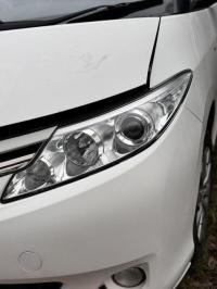 2012 Toyota image 2