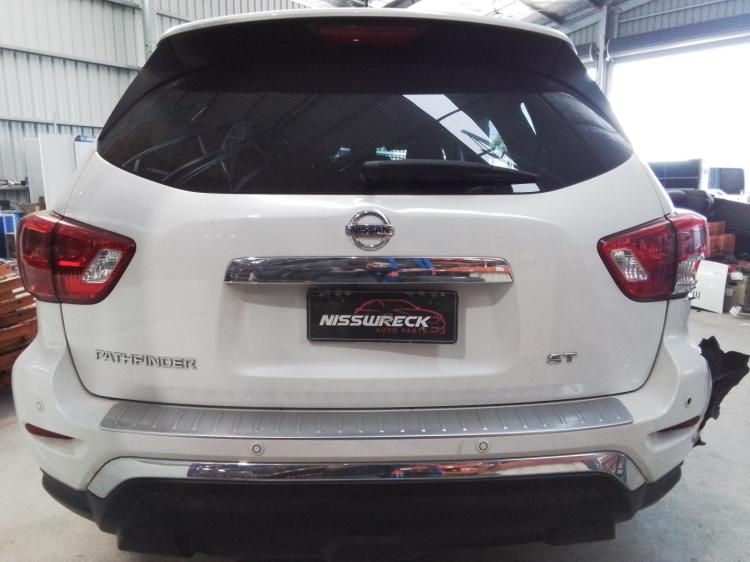 nissan Pathfinder R52 2017 Parts & Wrecking