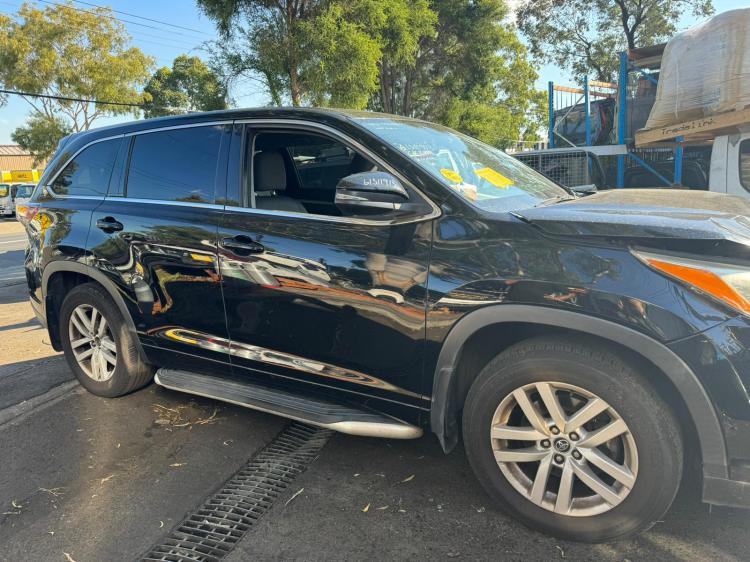 toyota Kluger 2015 Parts & Wrecking