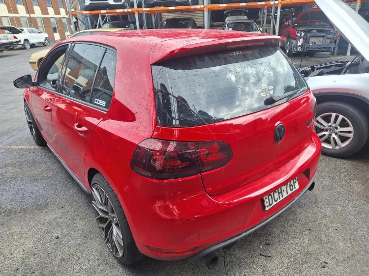 volkswagen Nov 2012 Parts & Wrecking