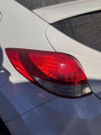 2013 Hyundai Veloster image 2