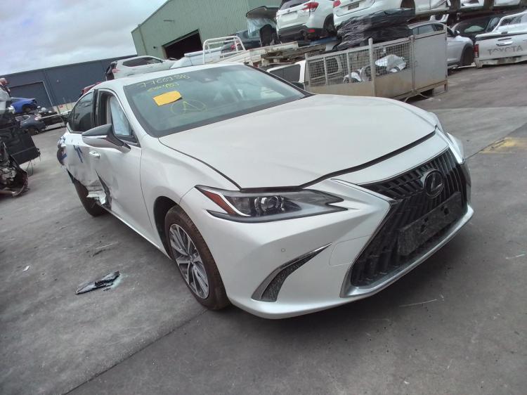 lexus Es300h AXZH10R Jan 2023 Parts & Wrecking