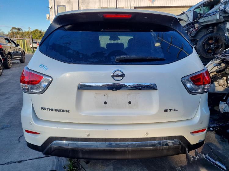 nissan Pathfinder R52 ST-L 2015 Parts & Wrecking