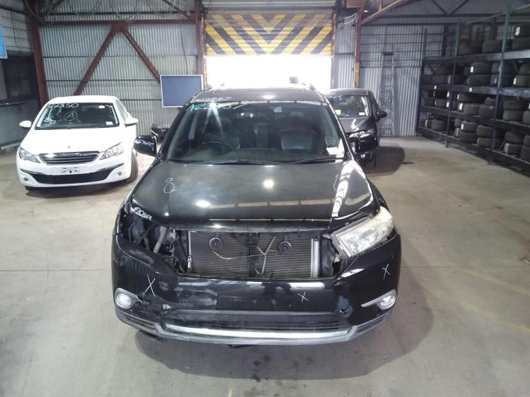 toyota Kluger Jan 2012 Parts & Wrecking
