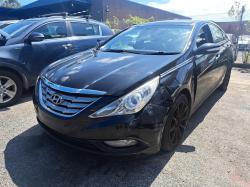 Hyundai I45 image 2