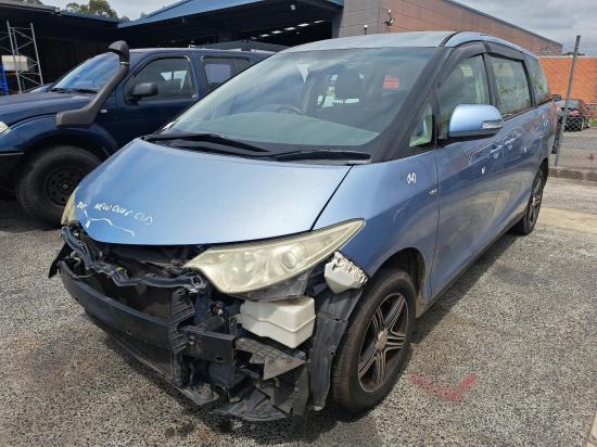 toyota tarago RIGHT FRONT DOOR 