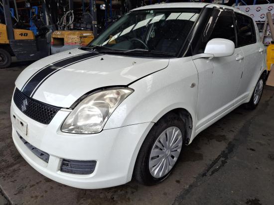 suzuki Swift EZ Nov 2010 RIGHT REAR DOOR 