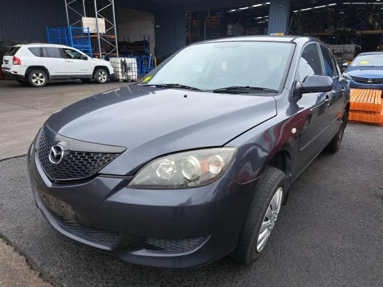 mazda 3 Oct 2005 RIGHT FRONT DOOR 
