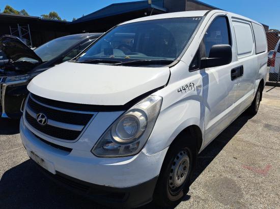 hyundai Iload/imax TQ Feb 2013 LET HEADLAMP 
