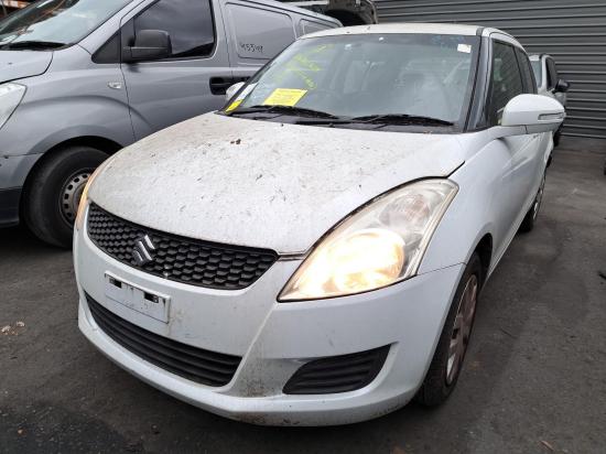 suzuki Swift Aug 2011 RIGHT GUARD 