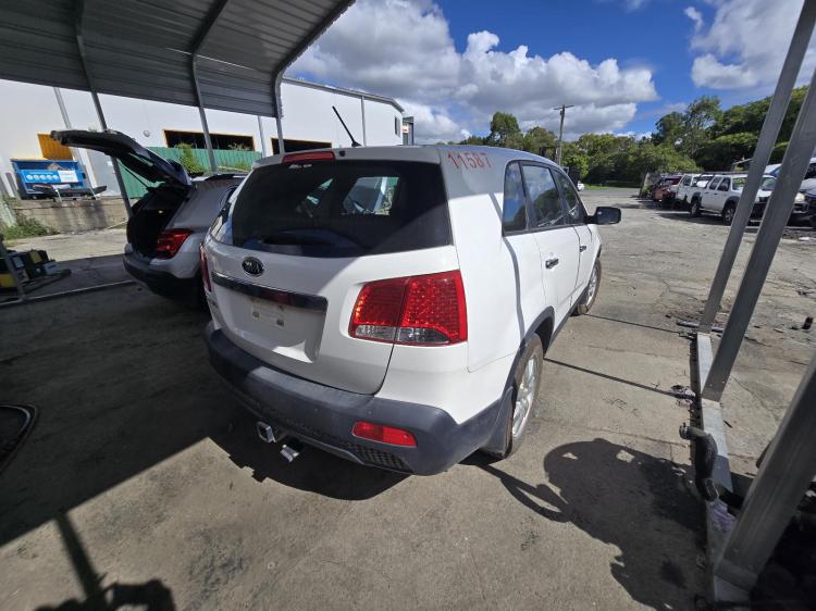 kia Sorento XM SI Jun 2011 Parts & Wrecking