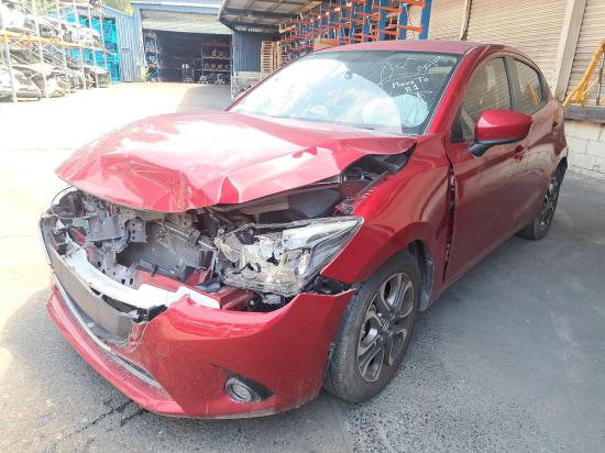mazda 2 DJ Jul 2016 RIGHT FRONT HUB ASSEMBLY 