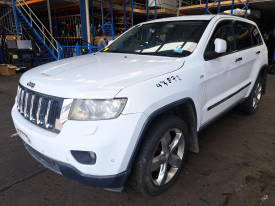 jeep Grandcherokee WK Oct 2012 WASHER BOTTLE 