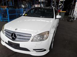 2010 Mercedes Benz C Class W204 image 2