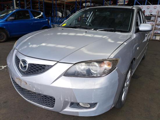 mazda 3 RIGHT REAR DOOR 