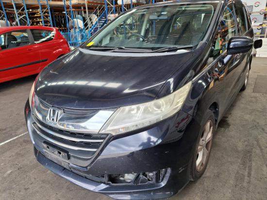 honda Odyssey Jul 2016 LEFT HEADLAMP 