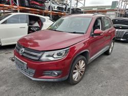 2012 Volkswagen Tiguan 5N image 2
