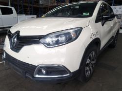 2015 Renault Captur image 2
