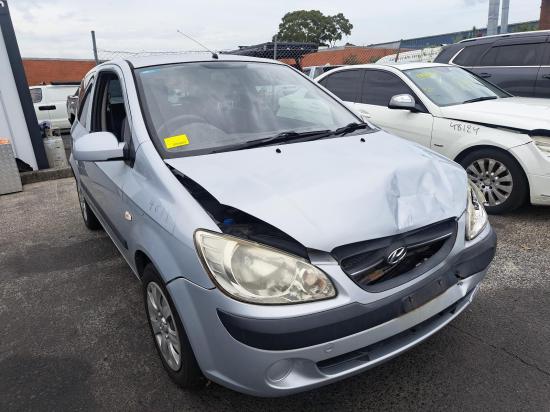 hyundai Getz TB Oct 2011 RIGHT FRONT DOOR 