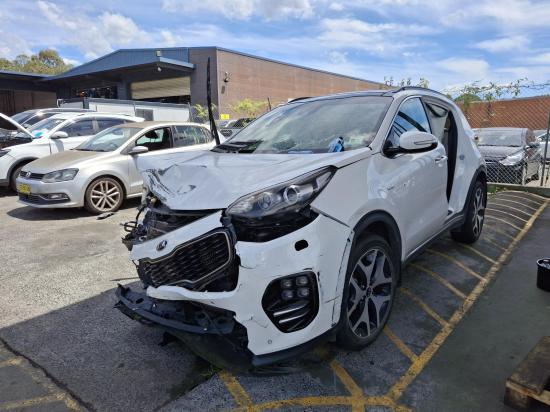 kia Sportage LEFT DOOR MIRROR 