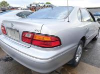 2001 Toyota Avalon MCX10R image 2