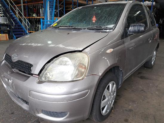 toyota Echo NCP10R Jul 2003 Left Headlamp 