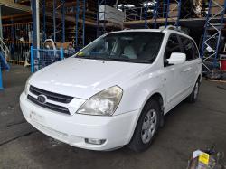 Kia Carnival VQ image 2