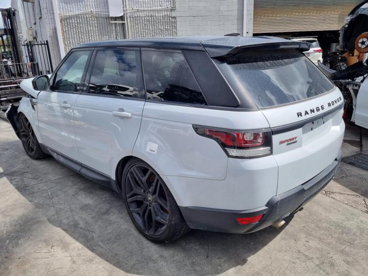 land rover Range Rover Sport SDV8 HSE DYNAMIC 2015 Parts & Wrecking