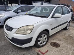 2006 Kia Rio JB image 2