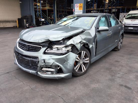 holden Commodore RIGHT HEADLAMP 